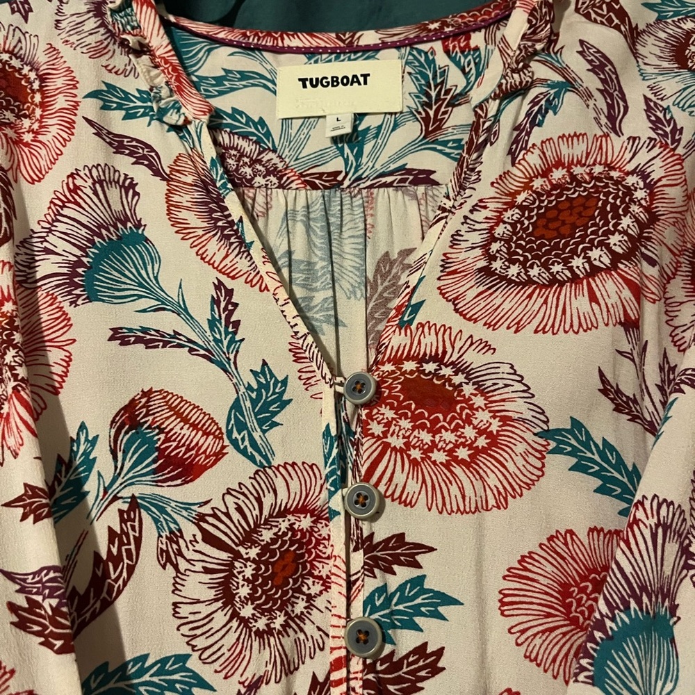 Tugboat large summery fitted top with cute tie at bottom